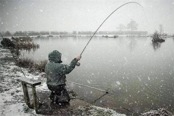 Makna dan simbol orang yang mimpi memancing